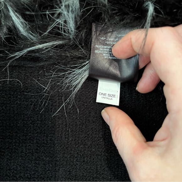 NEW Bebe Faux Fur Statement Collar Oversized Knit Shrug Draped Sweater Black Wh… - Picture 12 of 16